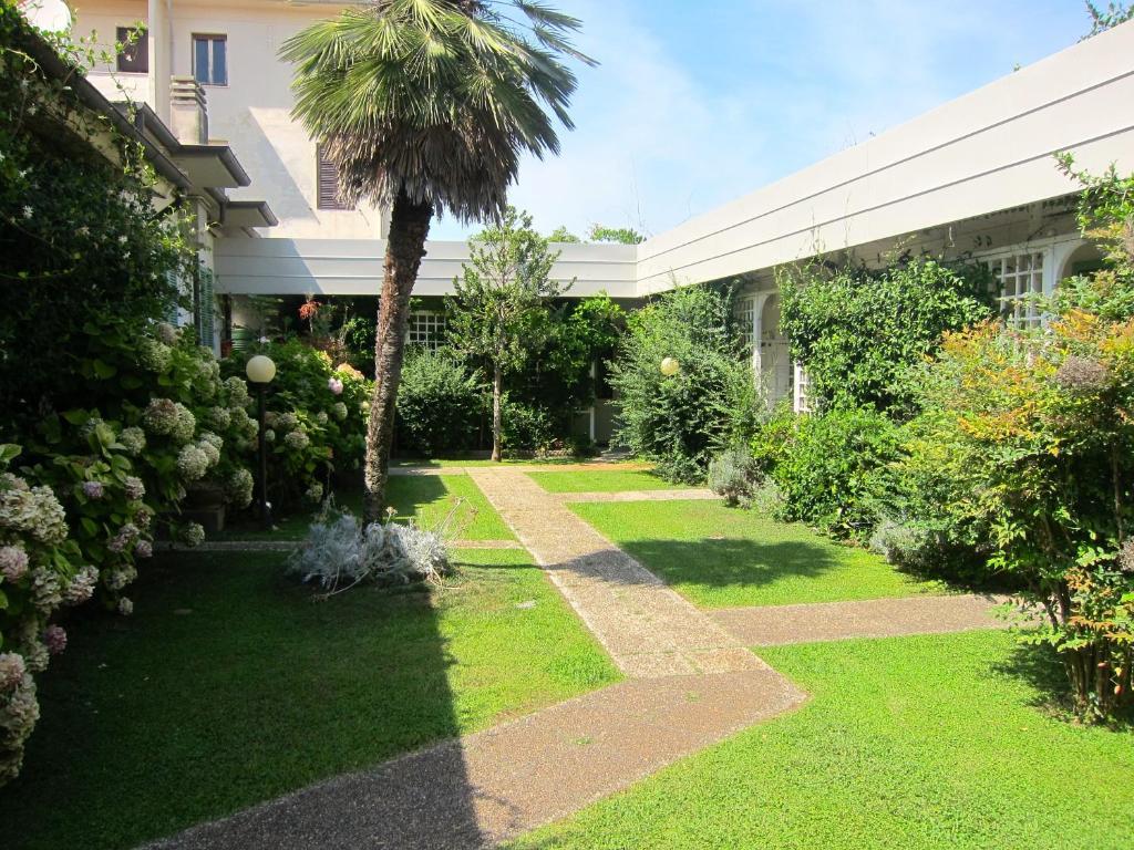 Hotel Poseidon Marina di Pietrasanta Exterior foto